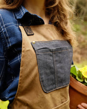 Load image into Gallery viewer, Woodhaven Apron - PDF