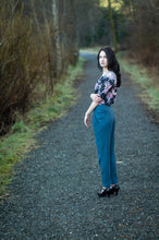 Load image into Gallery viewer, Camas Blouse PDF