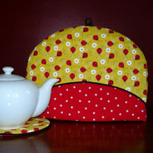 Load image into Gallery viewer, Tea cosy sewing pattern | Teapot cozy pattern | Tea cozy | Tea warmer | Tea pot cover - PDF